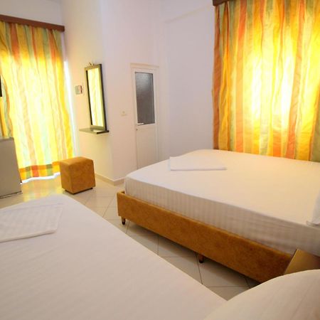 Lengu Holidays Houses Sarandë 外观 照片