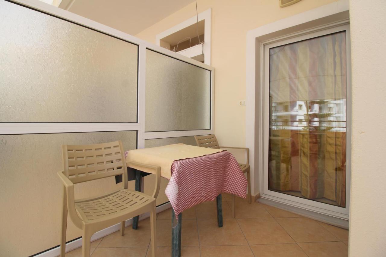 Lengu Holidays Houses Sarandë 外观 照片