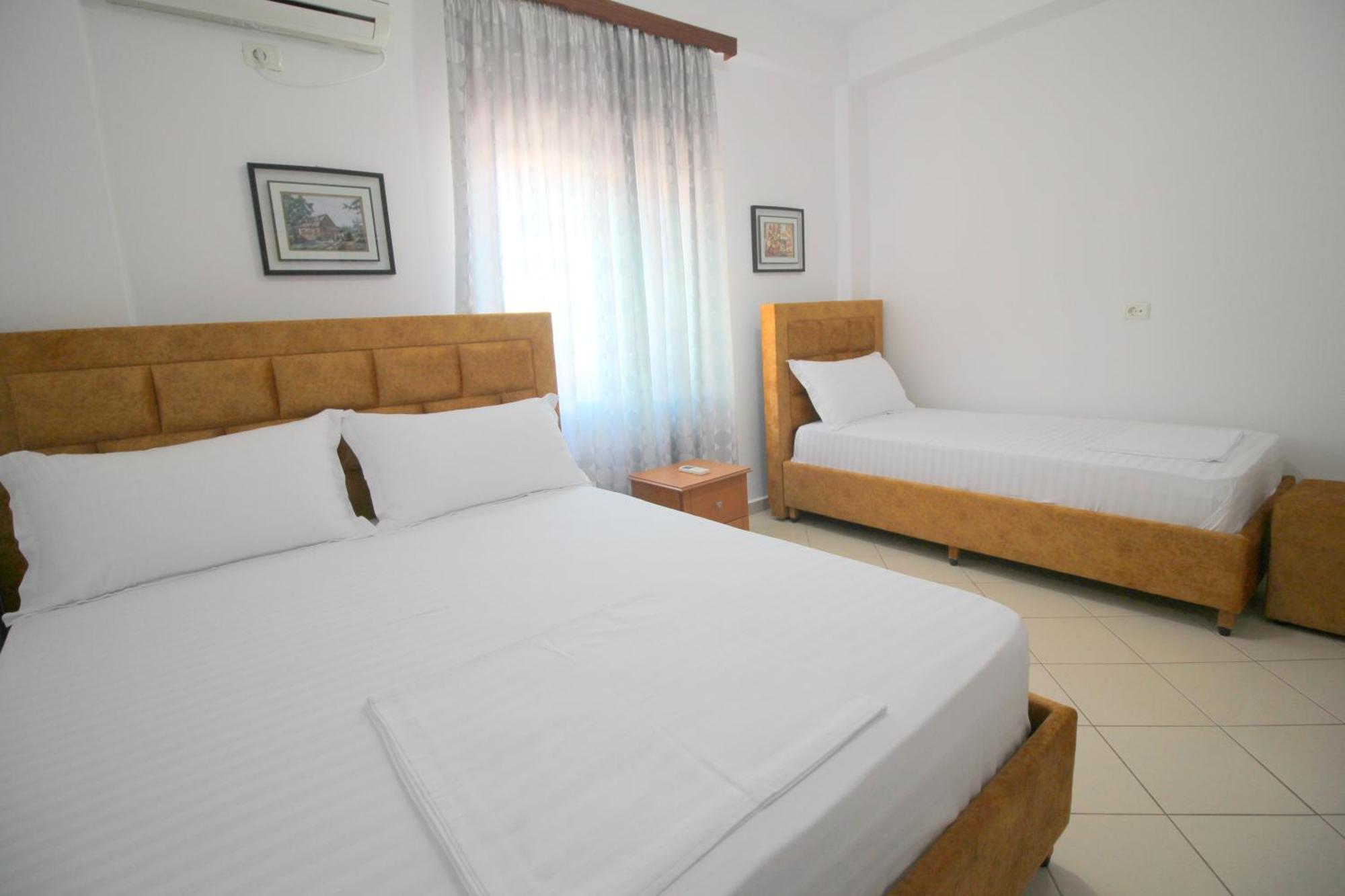 Lengu Holidays Houses Sarandë 外观 照片