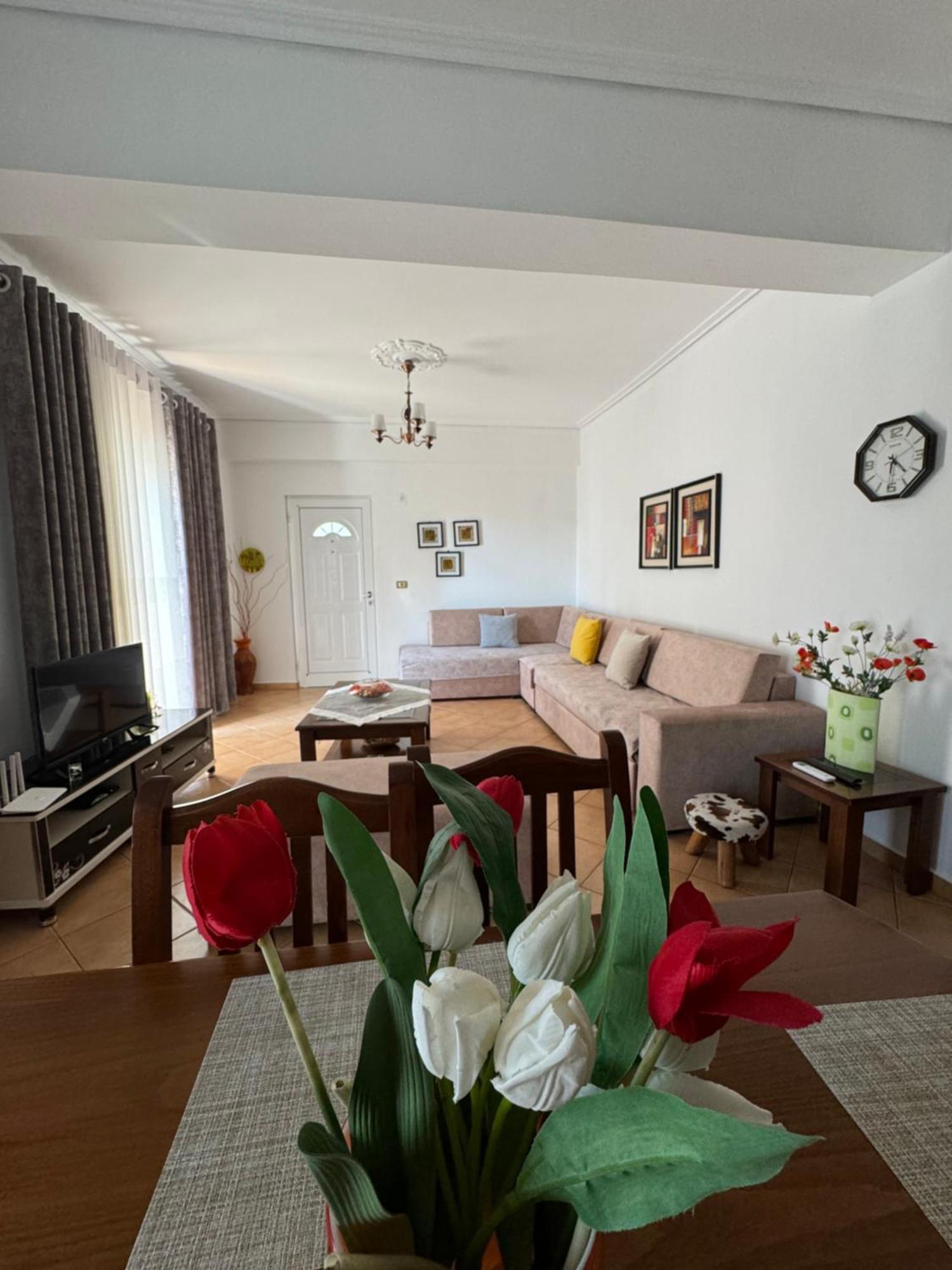 Lengu Holidays Houses Sarandë 外观 照片